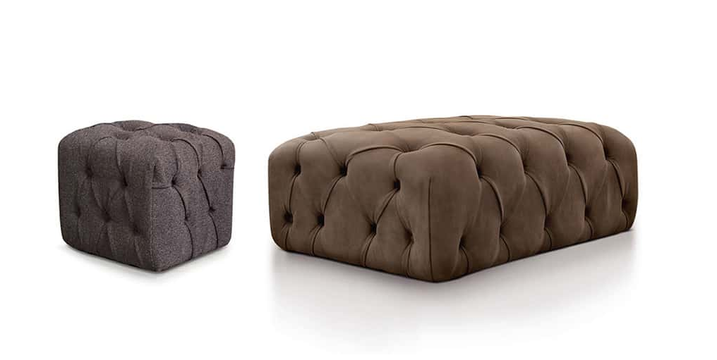 Pouf capitonné con lavorazione elegante e dettagli raffinati, fornito da Tino Mariani a Lissone in provincia di Monza e Brianza.