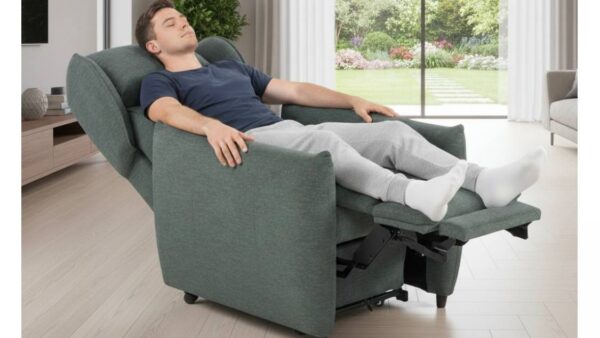 Poltrona relax Tino Mariani con 5 posizioni comode e benefici per il corpo