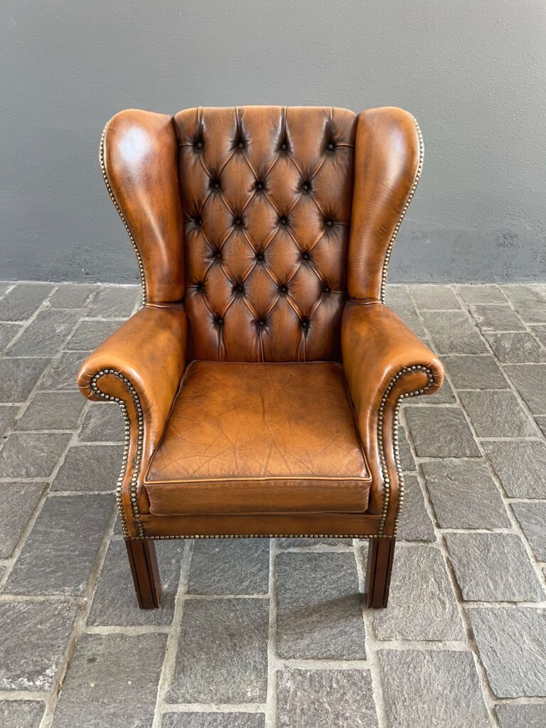 Poltrona Bergère In Pelle Da Rivestire Con Tessuto – Tino Mariani