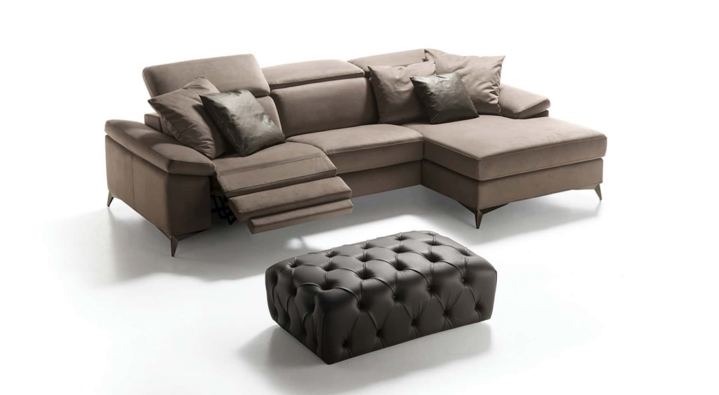 pouf a capitonne e divano moderno Byron Large Tino Mariani