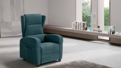 Poltrone relax comode per leggere. Scopri le nuove poltrone relax di Tino Mariani. Comode, Funzionali, personalizzabili.