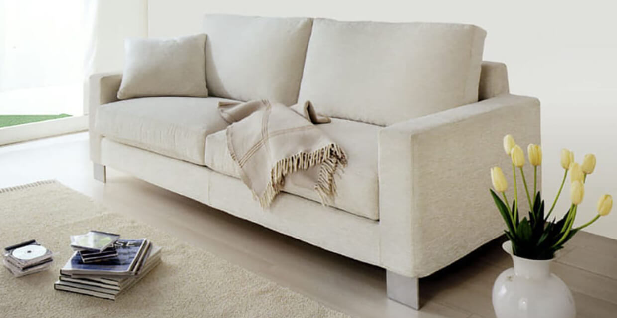 Divano moderno su misura in tessuto, personalizzabile con chaise-longue e finiture eleganti - Tino Mariani