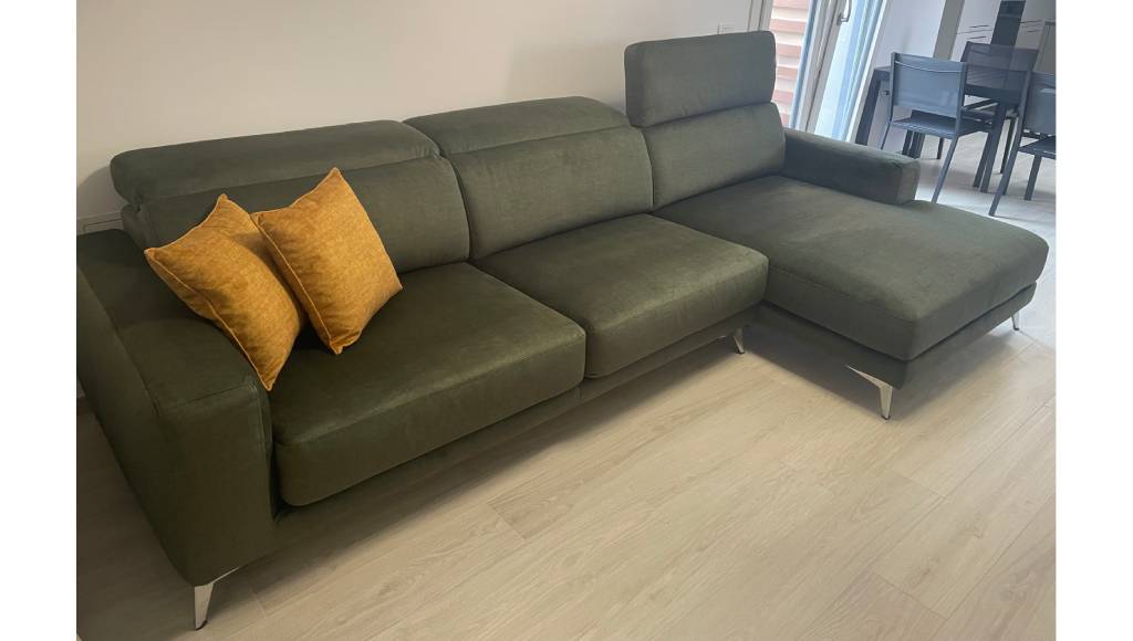 Divani di qualità vicino a me nello showroom Tino Mariani a Lissone, su misura e personalizzati