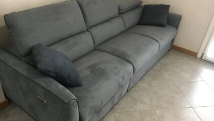 Divano Letto In Microfibra