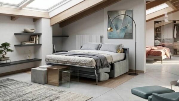 Divano letto matrimoniale Modular Plus con bracciolo stretto consegnato a Barzio