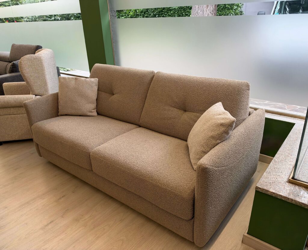 Divano Letto Matrimoniale Modular Plus con Rete a Doghe e Materasso H17 in Tessuto Bouclรฉ โ Pronta Consegna Tino Mariani