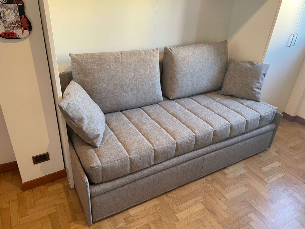 Divano Letto Su Misura Per Camerette Modello Britannia Tino Mariani