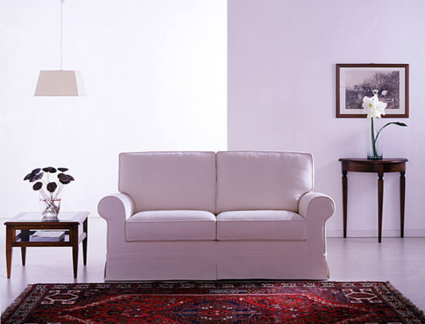 Divano Londra 640 dal design classico con linee morbide e rivestimento elegante, fornito da Tino Mariani a Lissone in provincia di Monza e Brianza.