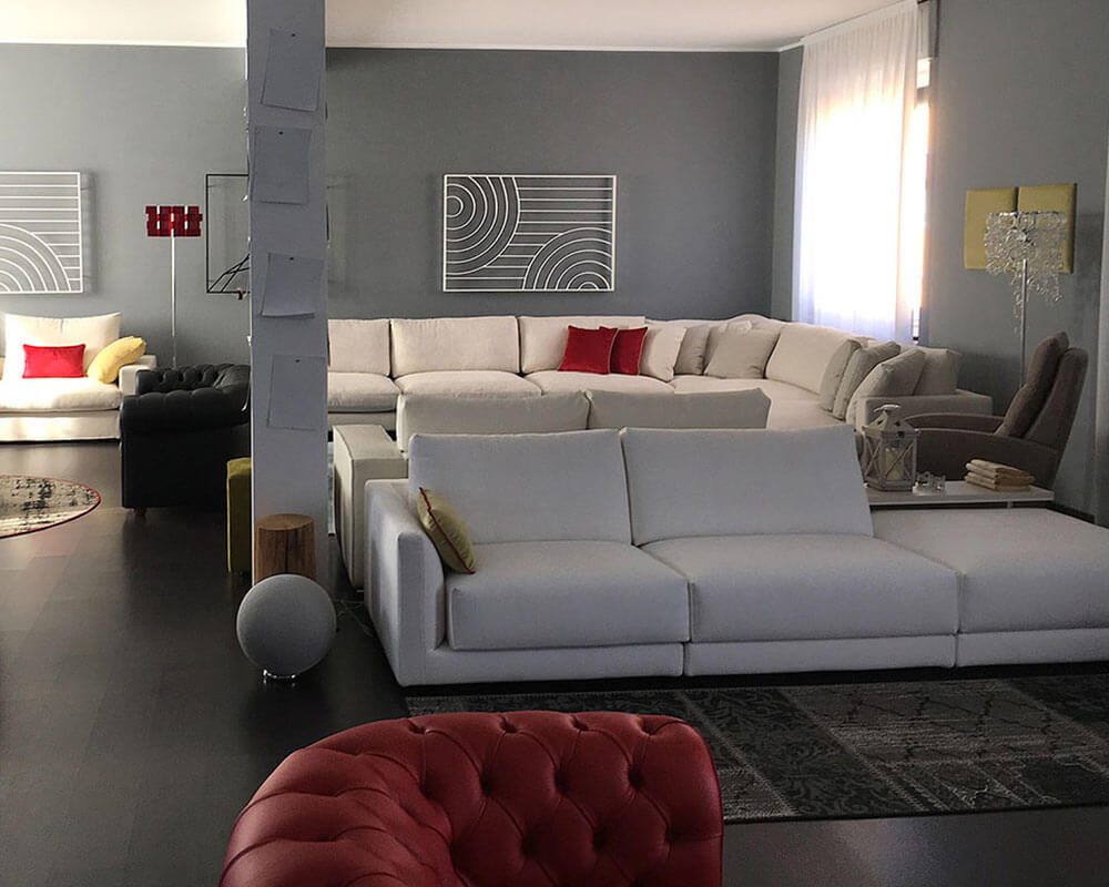 Showroom 1 Showroom 1