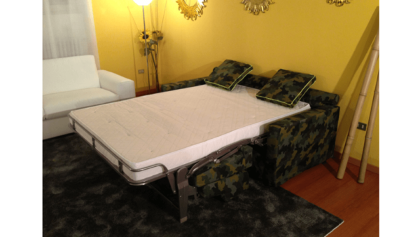 Offerta Divano Letto Rossy In Tessuto Mimetico.png