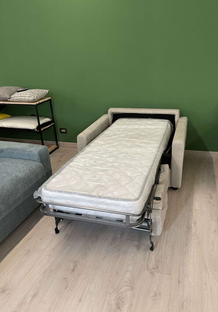 Poltrona Letto Oslo Con Materasso Alto 18 Pronta Consegna Tino Mariani