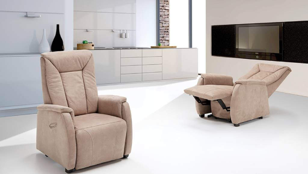 Poltrona Relax dal design innovativo Con Schienale Alto Atene Tino Mariani