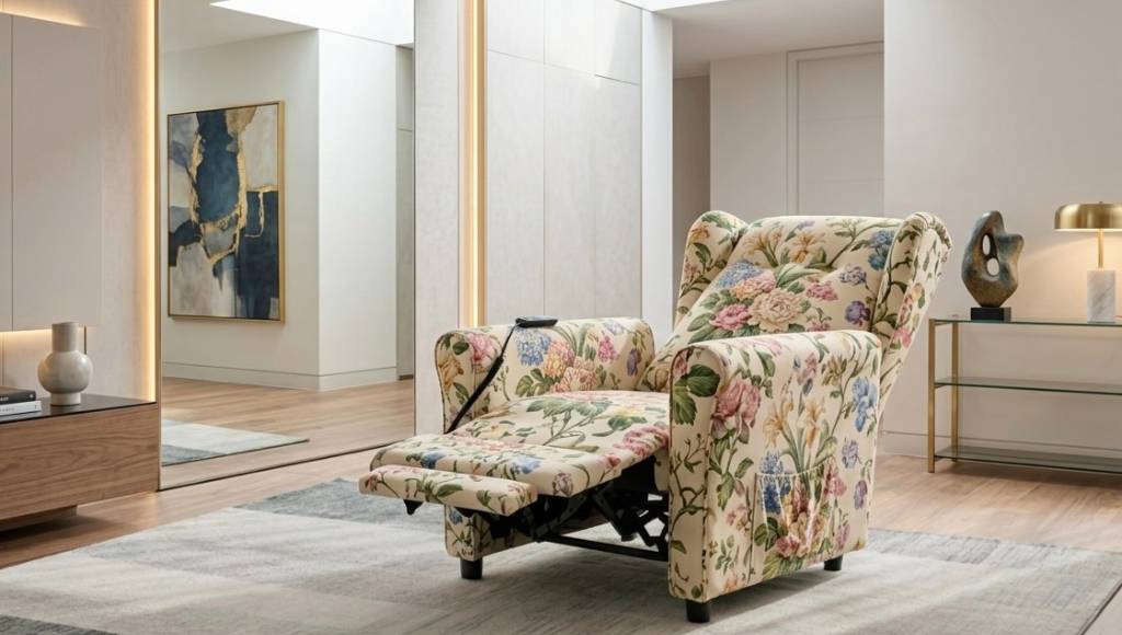 Poltrone relax eleganti artigianali Tino Mariani con funzione reclinabile