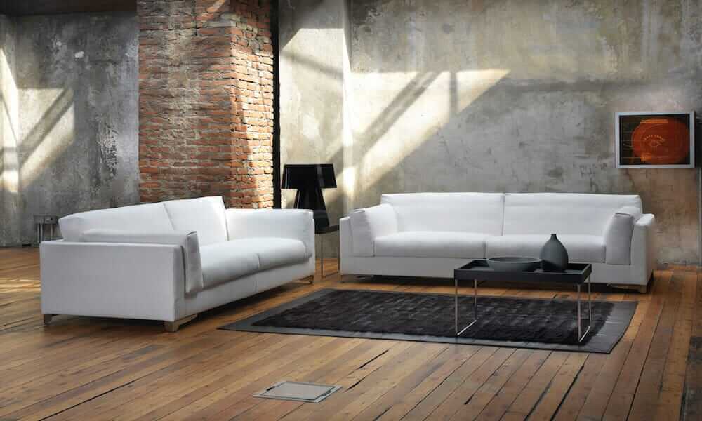 Divani moderni e di design con penisola e con bracciolo doppio che lo rende molto confortevole, disponibile anche nella versione divano letto